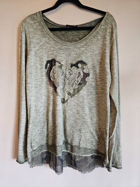 Seduzione green camo accents Layered Lacy Top Made In Italy One Size